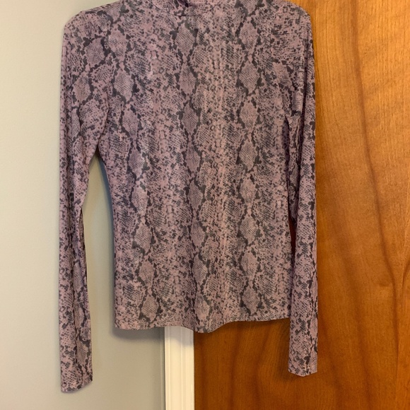 Cinq a Sept Python Turtleneck Sz XS NWOT - Picture 12 of 13